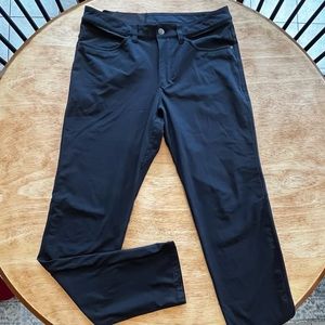 Lululemon Mens Pants in Navy